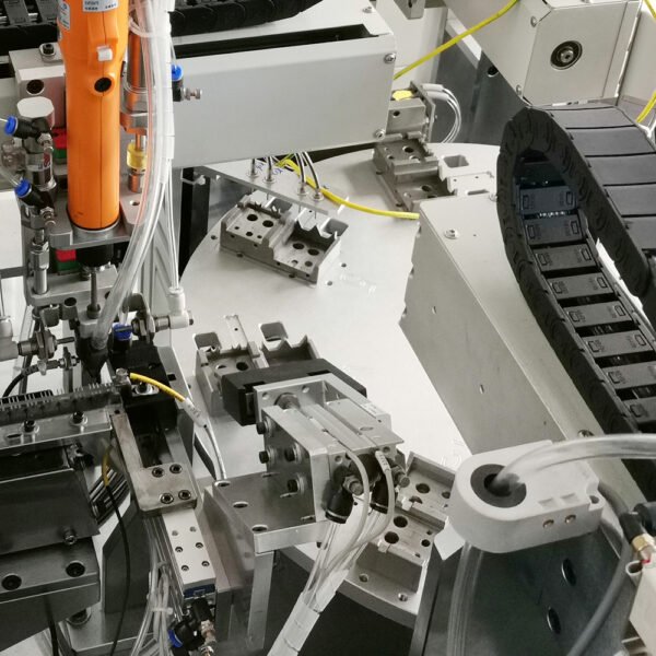 FL-915A Fully Automatic Transistor Heatsink Forming and Fastening Machine - 图片 2