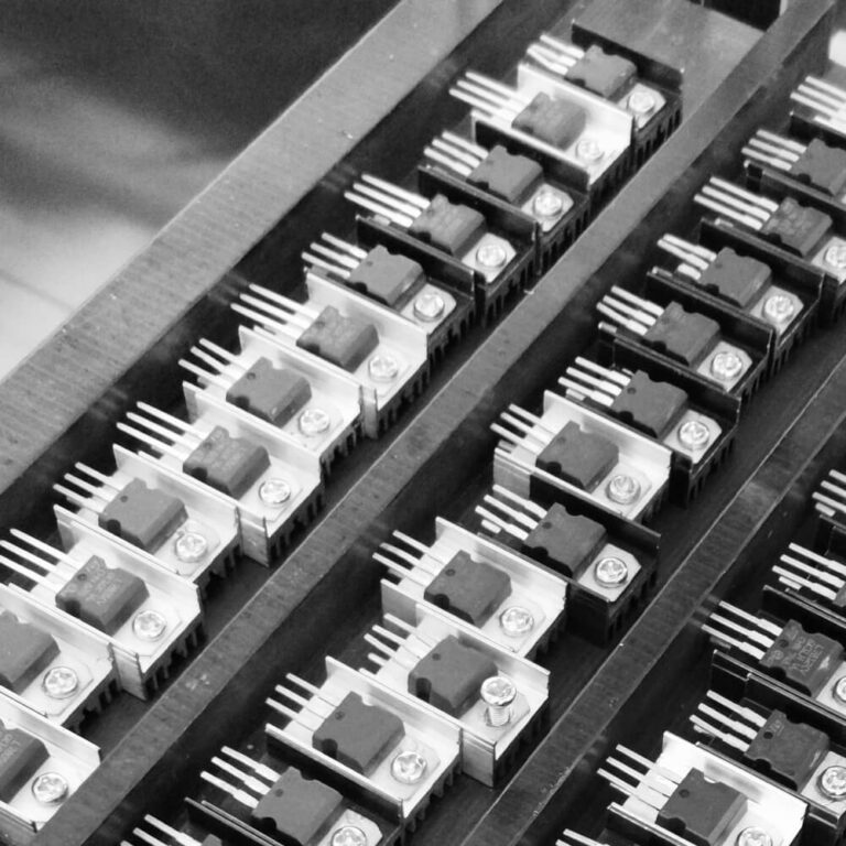 FL-915A Fully Automatic Transistor Heatsink Forming and Fastening ...